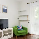 Aleja Krakowska Homely By Bookinghost Daire