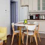 Aleja Krakowska Homely By Bookinghost *