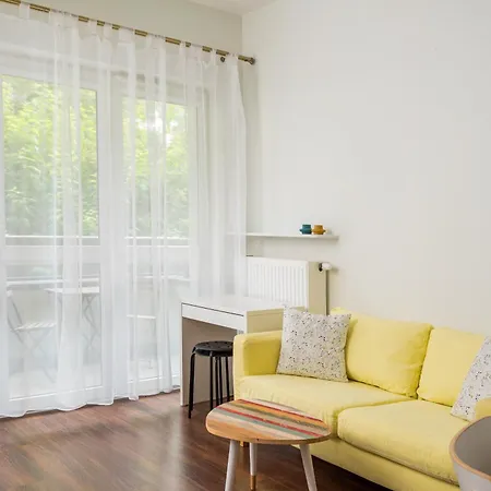 Aleja Krakowska Homely By Bookinghost