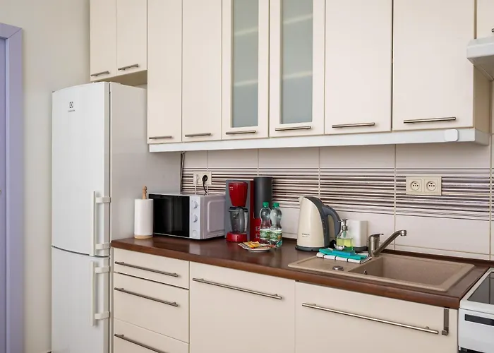 Aleja Krakowska Homely By Bookinghost Apartamento *