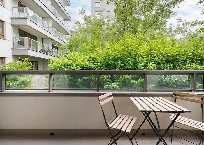 Aleja Krakowska Homely By Bookinghost Apartamento *