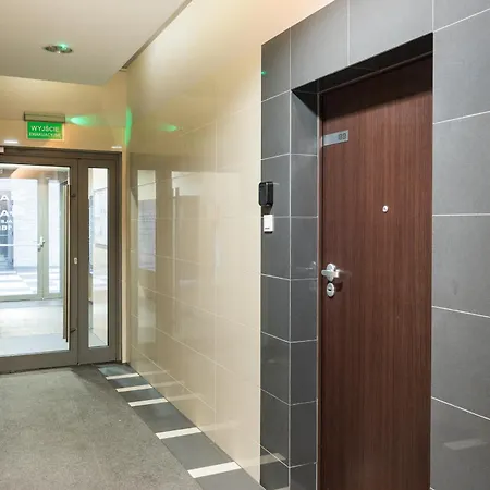 Aleja Krakowska Homely By Bookinghost Varsó