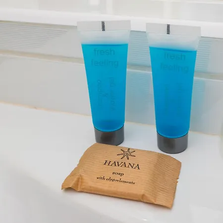 Aleja Krakowska Homely By Bookinghost *