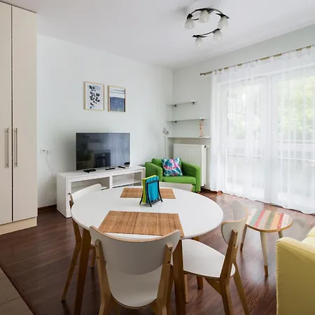 Aleja Krakowska Homely By Bookinghost Varsovie