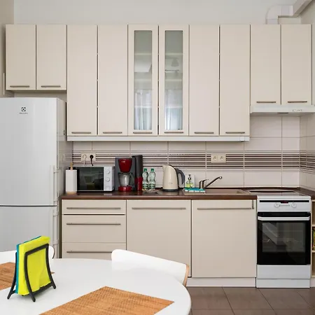 Aleja Krakowska Homely By Bookinghost Lägenhet *