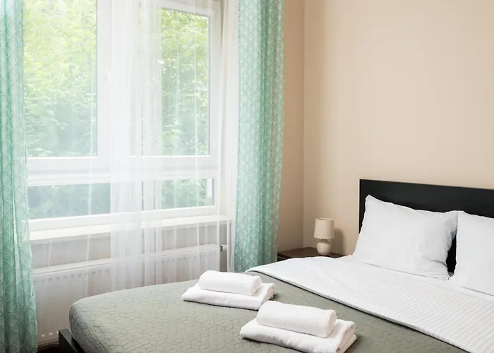 Aleja Krakowska Homely By Bookinghost Appartement