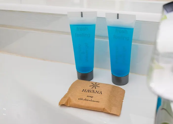 Aleja Krakowska Homely By Bookinghost *